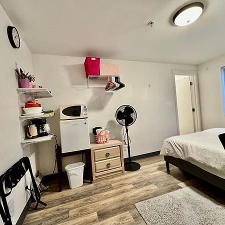 Studio Apartment 10 Minutes Walk To Universtity Of Washington Seattle Eksteriør bilde